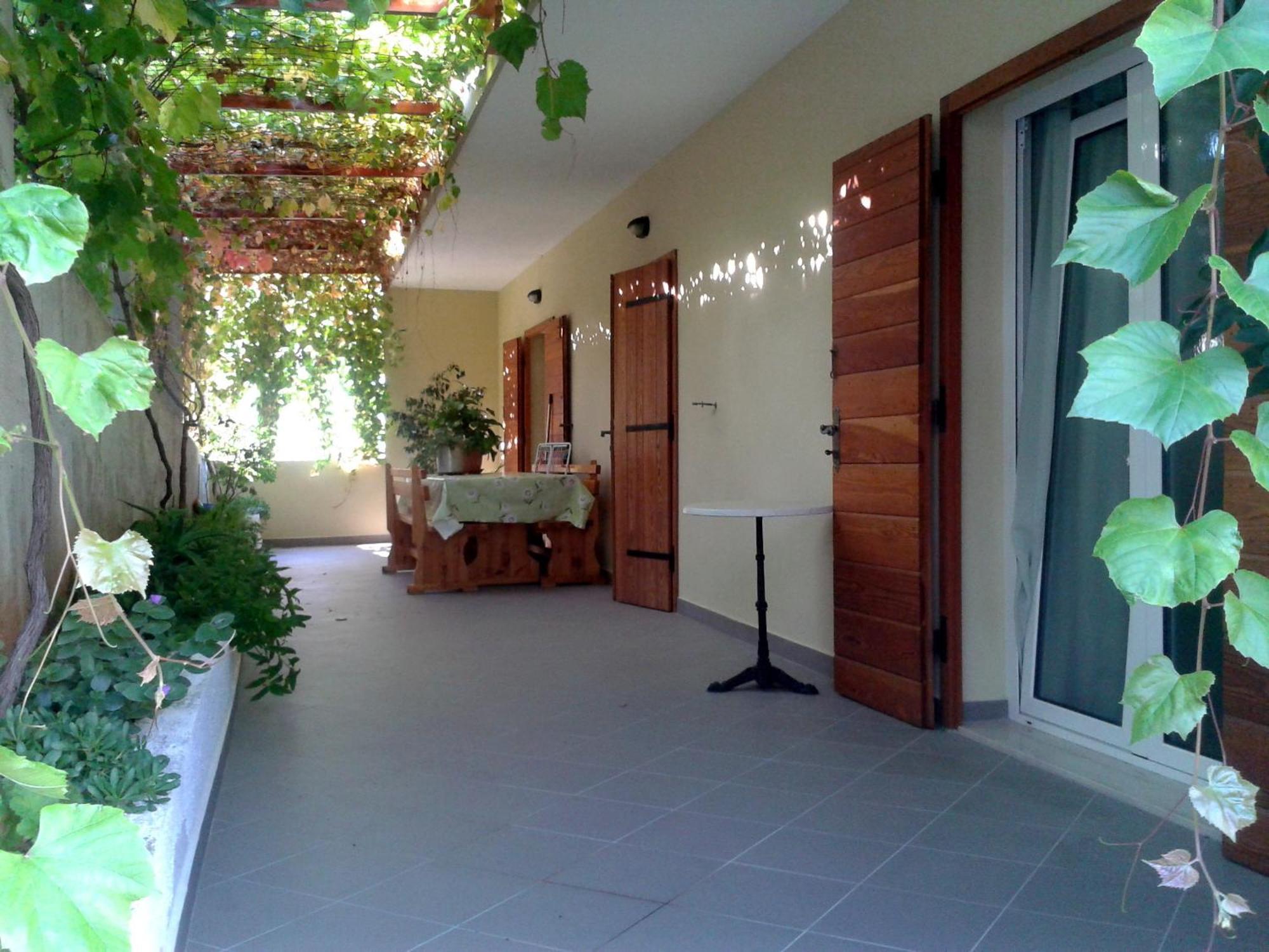 Bubi Hvar Apartments 1 Hvar Town Bagian luar foto
