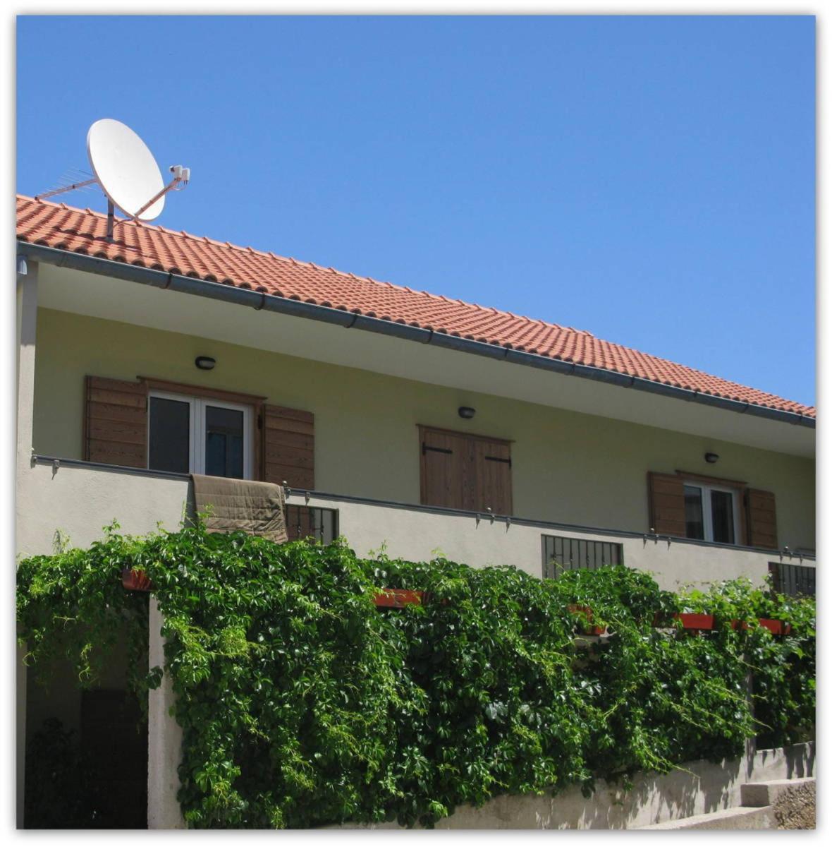 Bubi Hvar Apartments 1 Hvar Town Bagian luar foto
